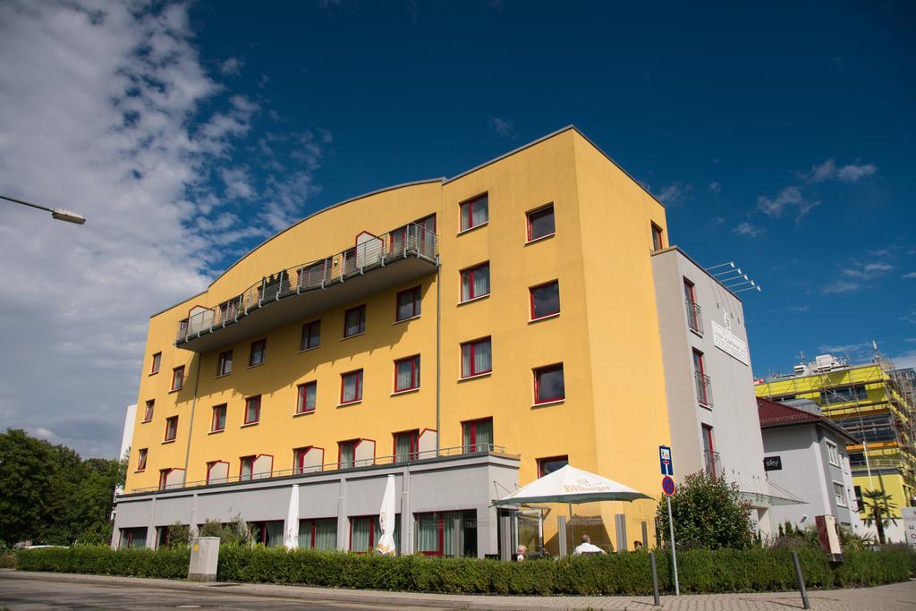 Hotel Roedelheimer Hof - Am Wasserturm Frankfurt am Main Bagian luar foto